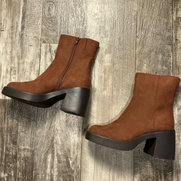 NWT SUN & STONE BLOCK HEEL BOOT IN BROWN SIZE 8 - Picture 6 of 8